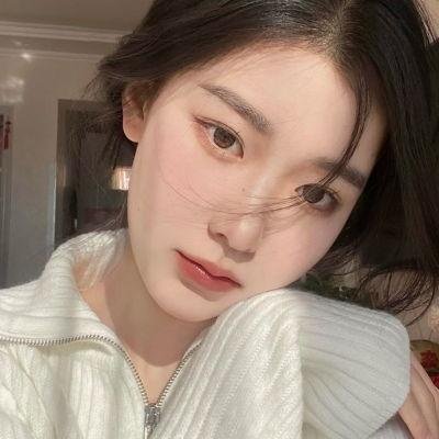关于我家的一切 海报